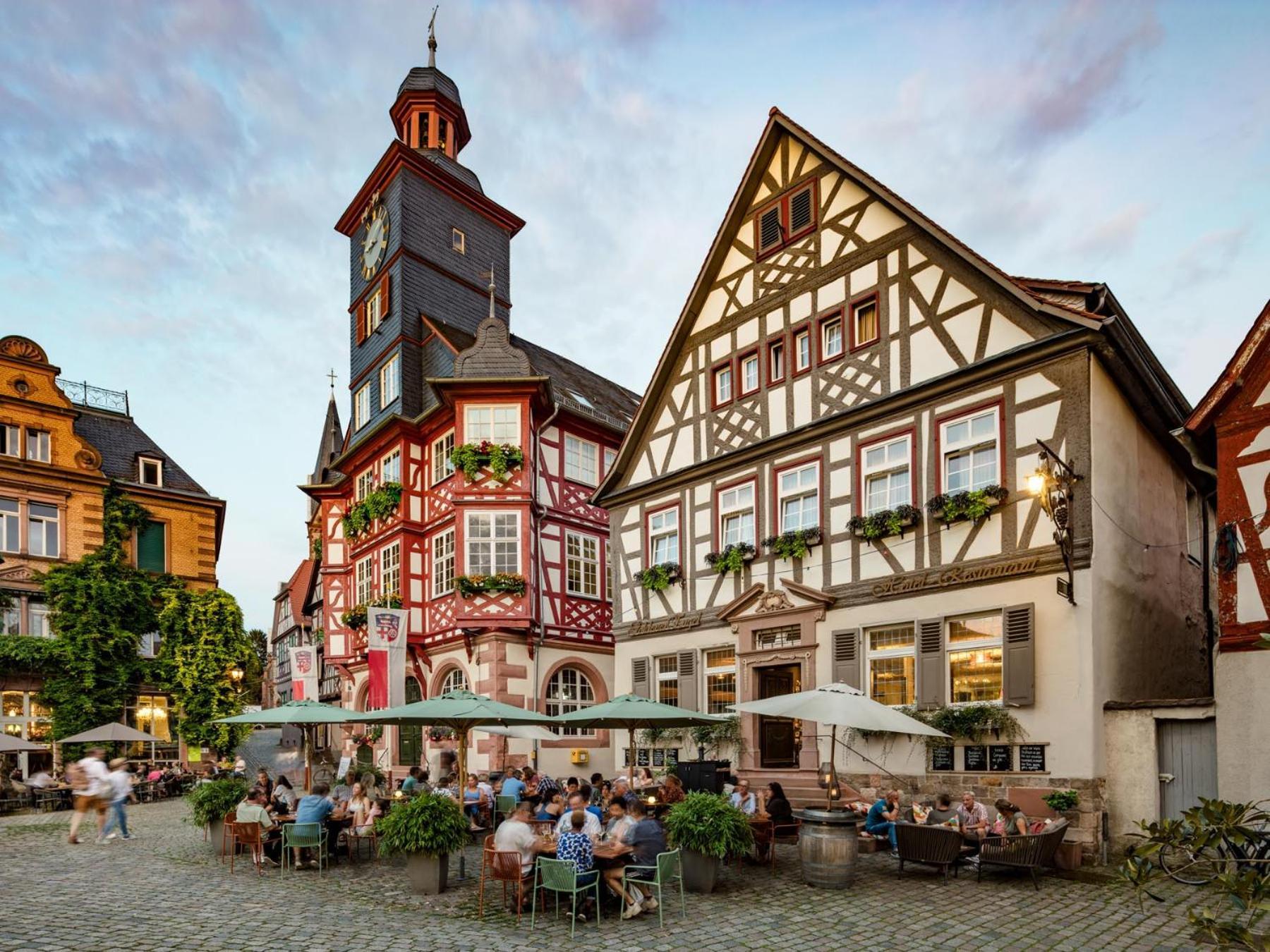 Hotel Restaurant Goldener Engel Heppenheim  Buitenkant foto